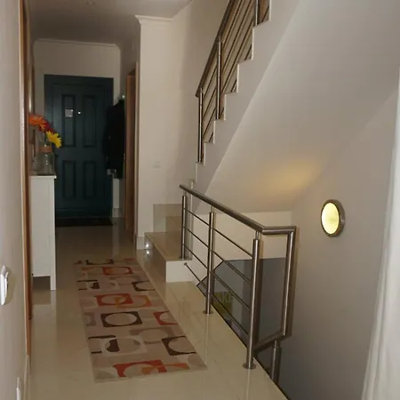 Modern 4 Bedrooms With Enusuits Spacious Amazing Views With 4 Swimming Pools * Quarteira
