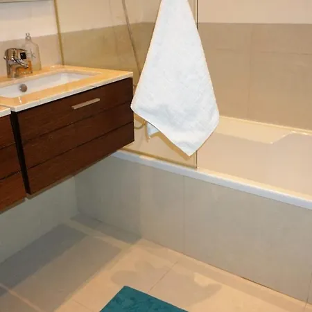 Modern 4 Bedrooms With Enusuits Spacious Amazing Views With 4 Swimming Pools Apartment *