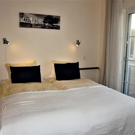 Modern 4 Bedrooms With Enusuits Spacious Amazing Views With 4 Swimming Pools *