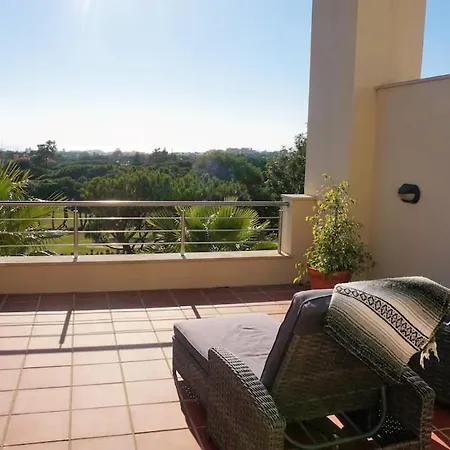 Modern 4 Bedrooms With Enusuits Spacious Amazing Views With 4 Swimming Pools Quarteira