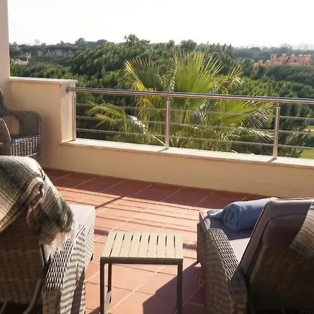 Modern 4 Bedrooms With Enusuits Spacious Amazing Views With 4 Swimming Pools Apartment *