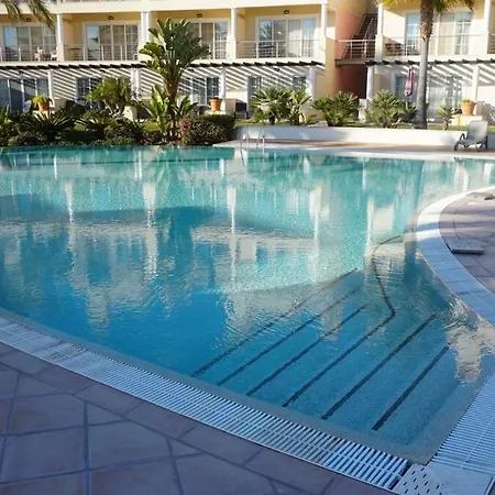 Modern 4 Bedrooms With Enusuits Spacious Amazing Views With 4 Swimming Pools * Quarteira