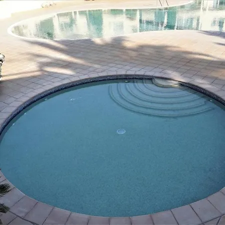 Modern 4 Bedrooms With Enusuits Spacious Amazing Views With 4 Swimming Pools Quarteira